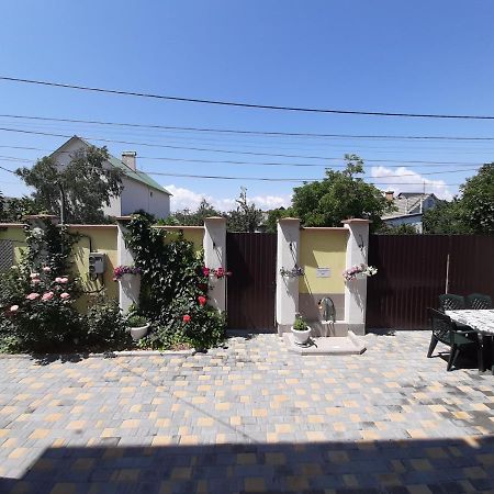 Guest House Chernomorsk Exterior foto