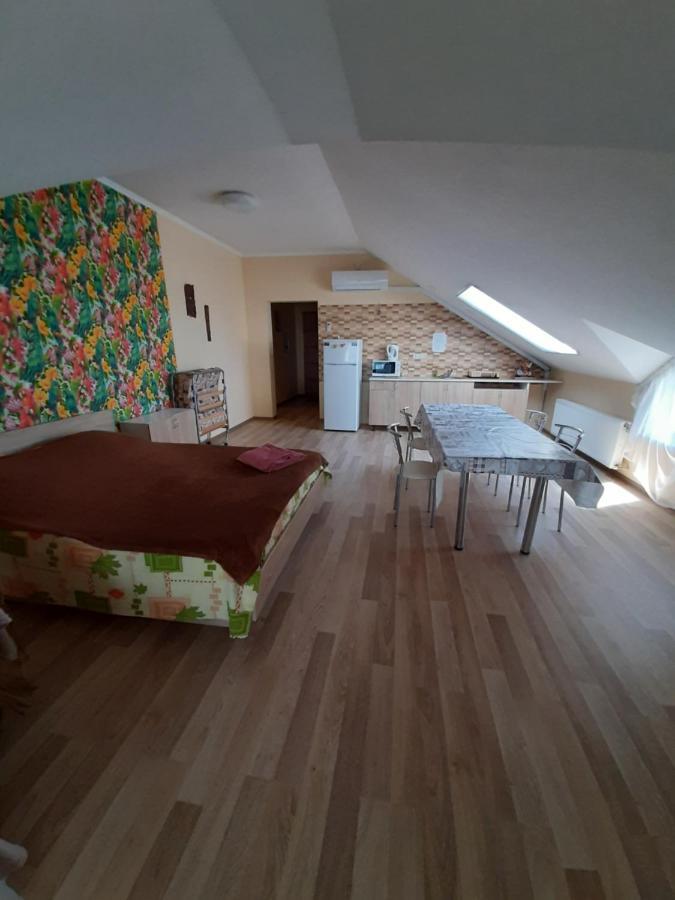 Guest House Chernomorsk Exterior foto