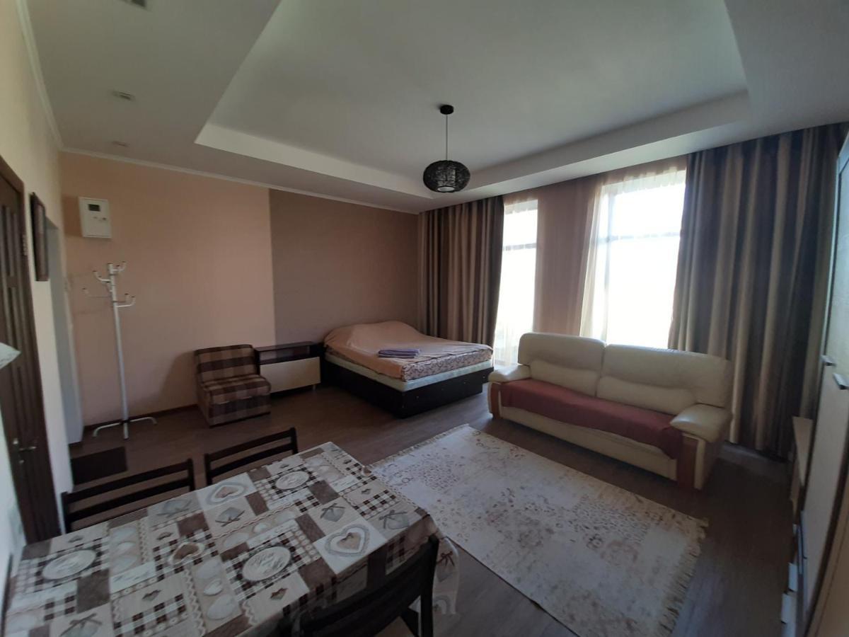 Guest House Chernomorsk Exterior foto