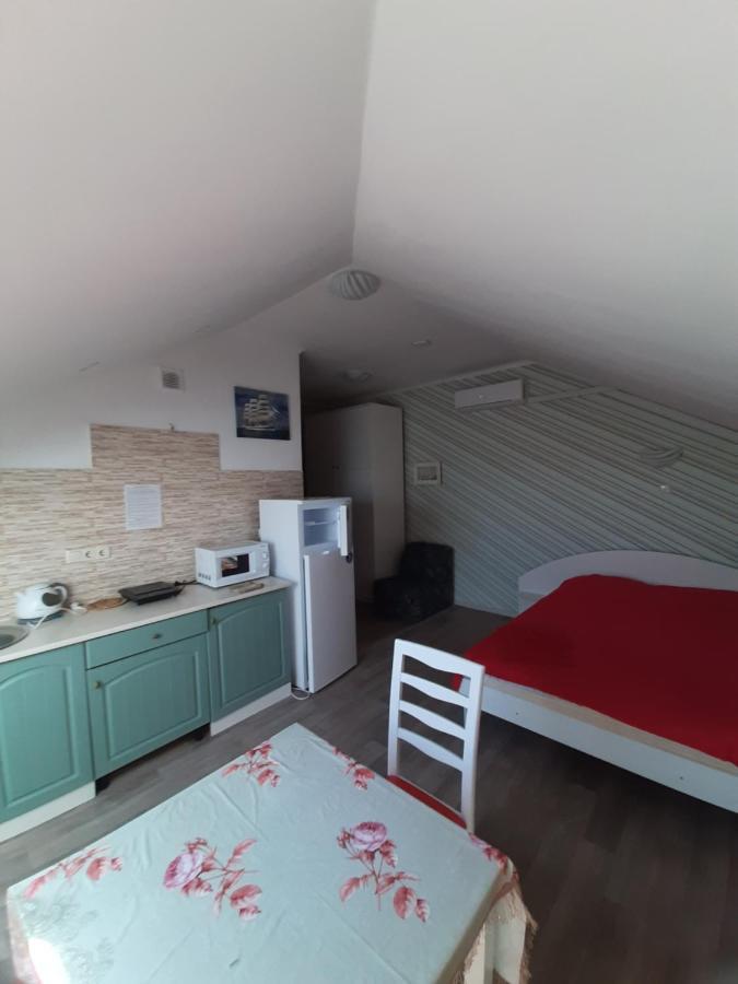 Guest House Chernomorsk Exterior foto