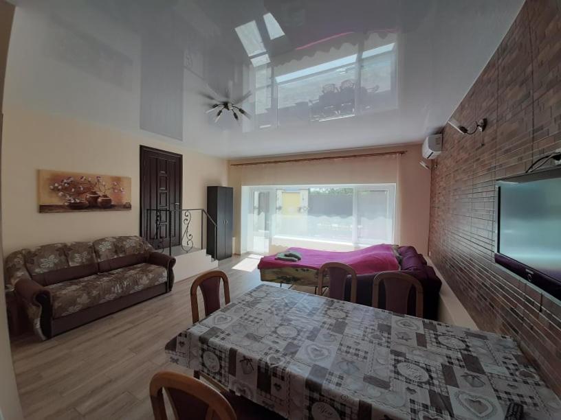Guest House Chernomorsk Exterior foto