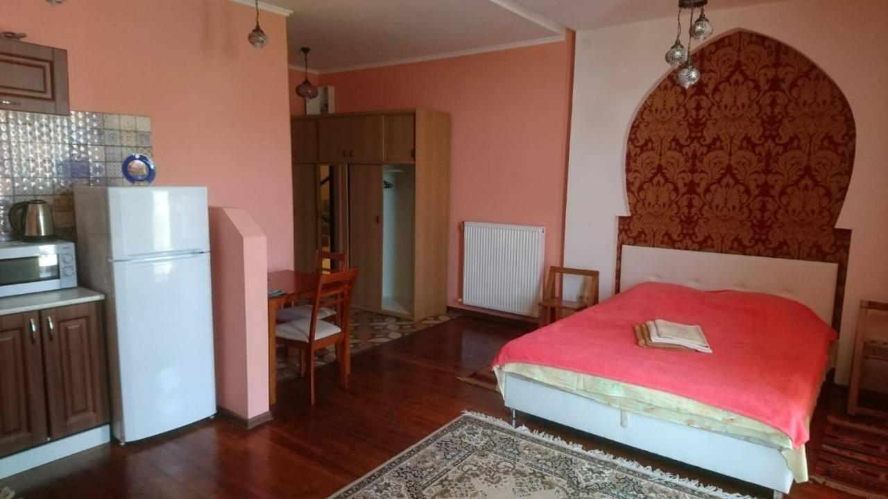 Guest House Chernomorsk Exterior foto